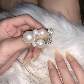 Fashionable Oversize Multi Pearl Rings For Women